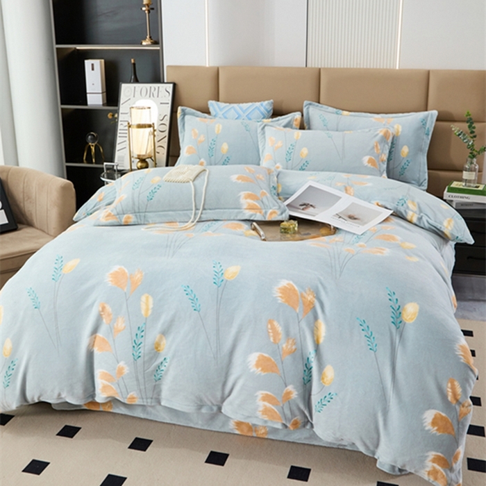 91家纺网 家纺一手货源 找家纺 卡迪亚 2024新款全消光牛奶绒印花四件套 芦苇花