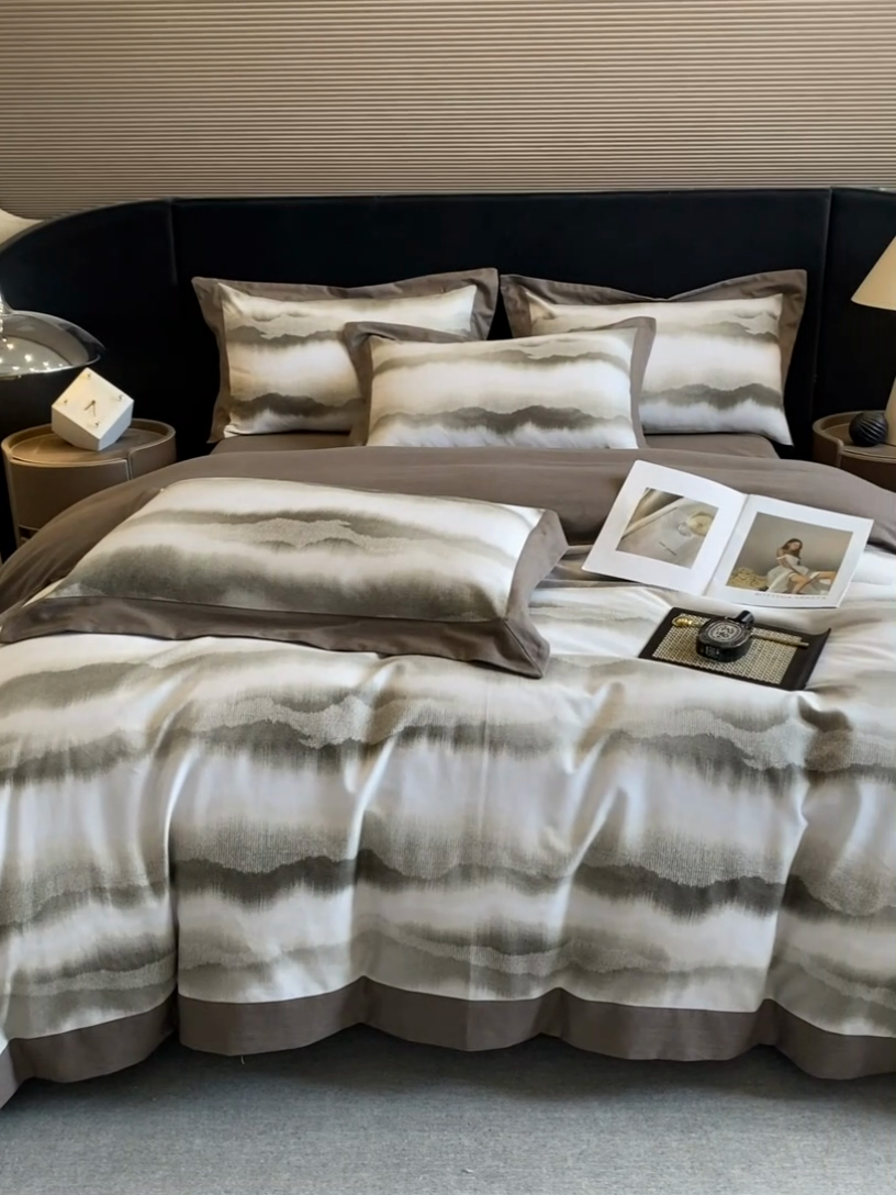 91家纺网 家纺一手货源 找家纺 慕晨 2024新款A类全棉贡缎磨毛数码印花高级宽边简奢款中高端四件套直播爆款 生之水