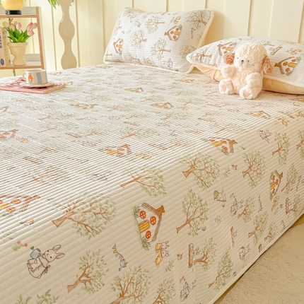 91家纺网 家纺一手货源 找家纺 玉海棠 玉海棠 2024新款针织棉加绒床盖 兔兔庄园