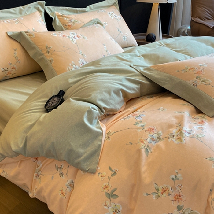 91家纺网 家纺一手货源 找家纺 慕晨 2024新款A类全棉贡缎磨毛数码印花高级宽边简奢款中高端四件套直播爆款 朵媞-桔