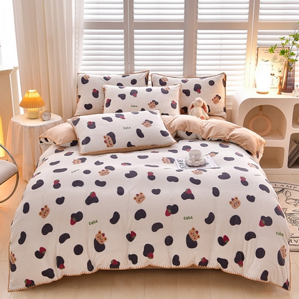 菡宝 2024新款高克重印花贝壳边牛奶绒四件套 奶牛小熊