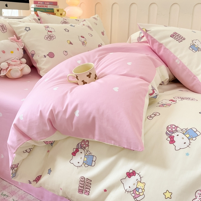 91家纺网 家纺一手货源 找家纺 曼之夏 2024新款全棉三丽鸥卡通四件套 甜筒凯蒂