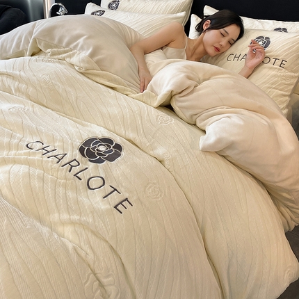 91家纺网 家纺一手货源 找家纺 （总）2024新款牛奶绒雕花轻奢刺绣三件套四件套