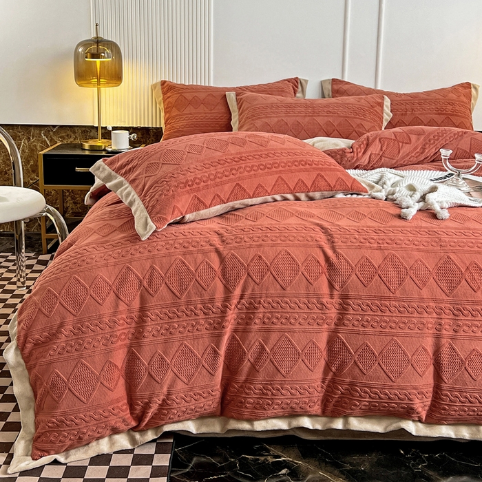 91家纺网 家纺一手货源 找家纺 2024秋冬新款全消光拼角雕花绒牛奶绒四件套 慕丝-奶油橙