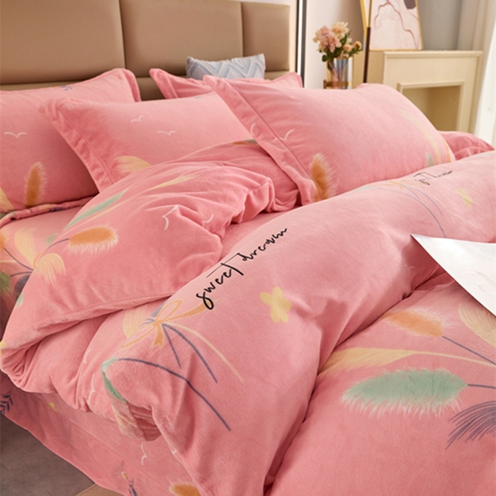 91家纺网 家纺一手货源 找家纺 卡迪亚 2024新款全消光牛奶绒印花四件套 稻花香