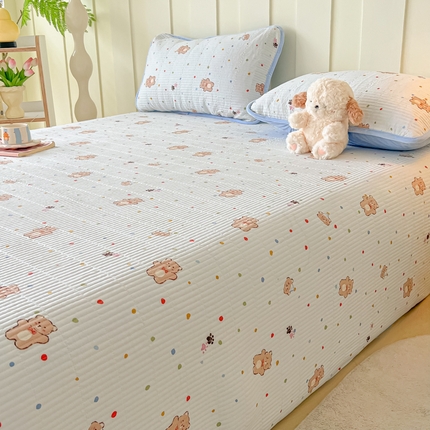 91家纺网 家纺一手货源 找家纺 玉海棠 玉海棠 2024新款针织棉加绒床盖 饼干熊