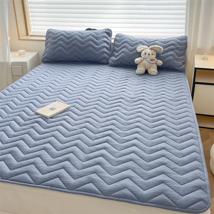 91家纺网 家纺一手货源 找家纺 老帅的工厂店 2025新款泡泡纱提花床垫系列 大床（有买家秀） 雾蓝