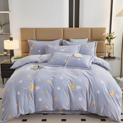 91家纺网 家纺一手货源 找家纺 卡迪亚 2024新款全消光牛奶绒印花四件套 星空