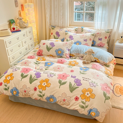 91家纺网 家纺一手货源 找家纺 2024新款高克重牛奶绒四件套-自然光 香暮-蓝