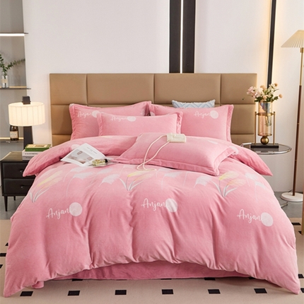 91家纺网 家纺一手货源 找家纺 （总）卡迪亚 2024新款全消光牛奶绒印花四件套