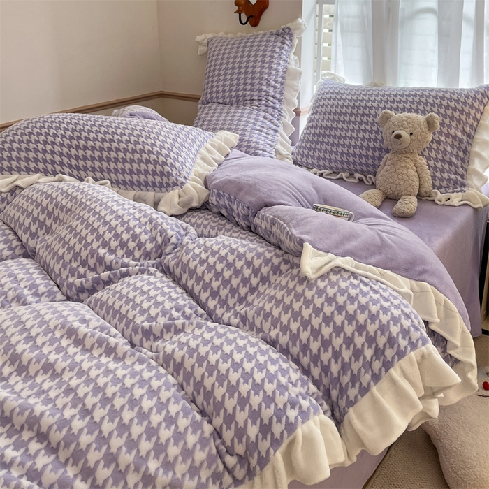 91家纺网 家纺一手货源 找家纺 星座家纺 2025新款千鸟格花边款牛奶绒四件套 千鸟格-浅紫