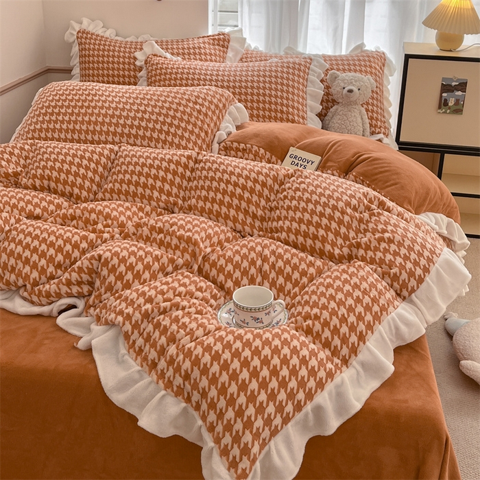 91家纺网 家纺一手货源 找家纺 星座家纺 2025新款千鸟格花边款牛奶绒四件套 千鸟格-焦糖