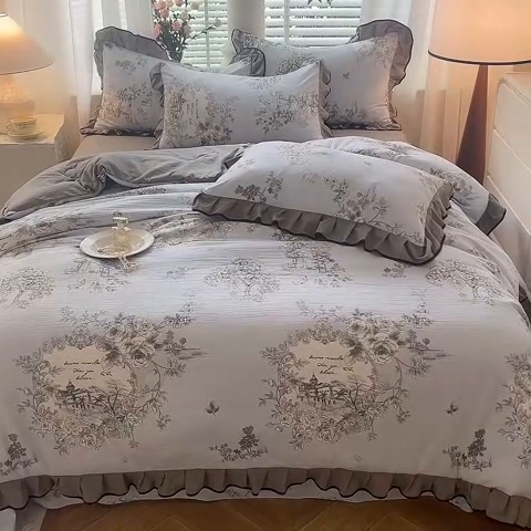 91家纺网 家纺一手货源 找家纺 韩约家纺 2025新款1针织棉皱皱纱床单款夏凉被春秋被冬被四件套 巴克庄园