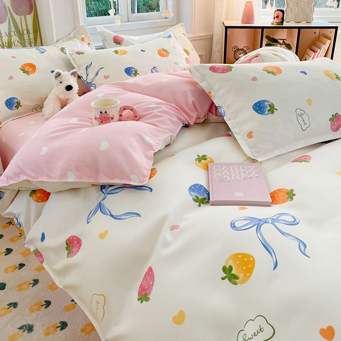 91家纺网 家纺一手货源 找家纺 世爵家纺 2025新款亲肤印花磨毛四件套 奶油草莓