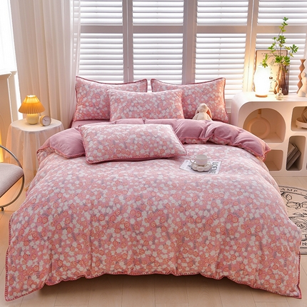 菡宝 2024新款高克重印花贝壳边牛奶绒四件套 花季-粉