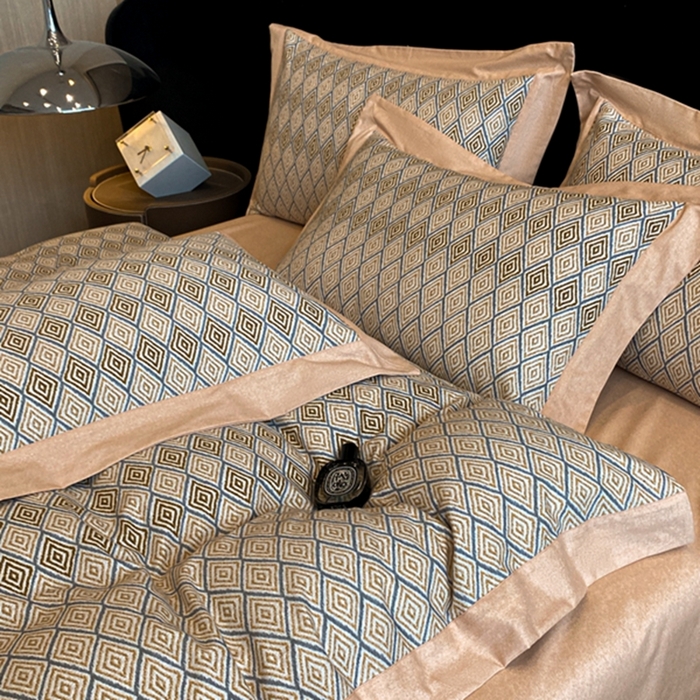 91家纺网 家纺一手货源 找家纺 慕晨 2024新款A类全棉贡缎磨毛数码印花高级宽边简奢款中高端四件套直播爆款 澜瑶