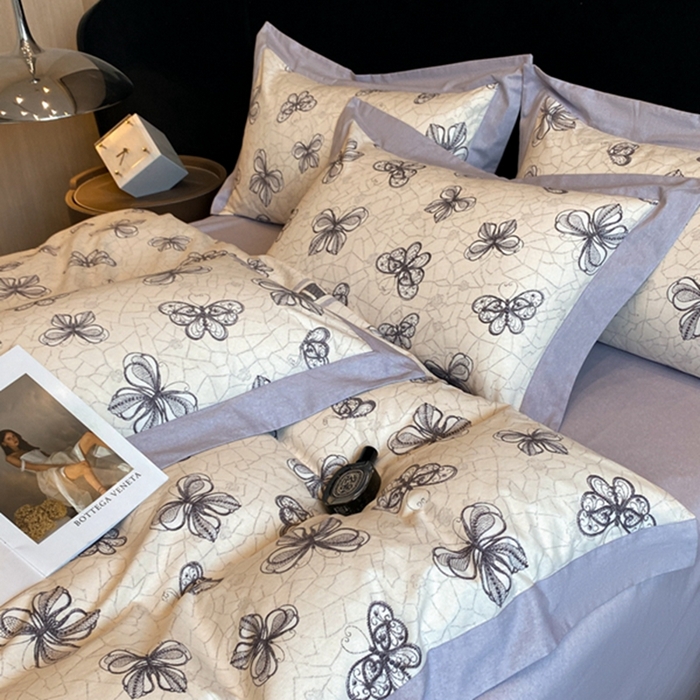 91家纺网 家纺一手货源 找家纺 慕晨 2024新款A类全棉贡缎磨毛数码印花高级宽边简奢款中高端四件套直播爆款 淡雅华花