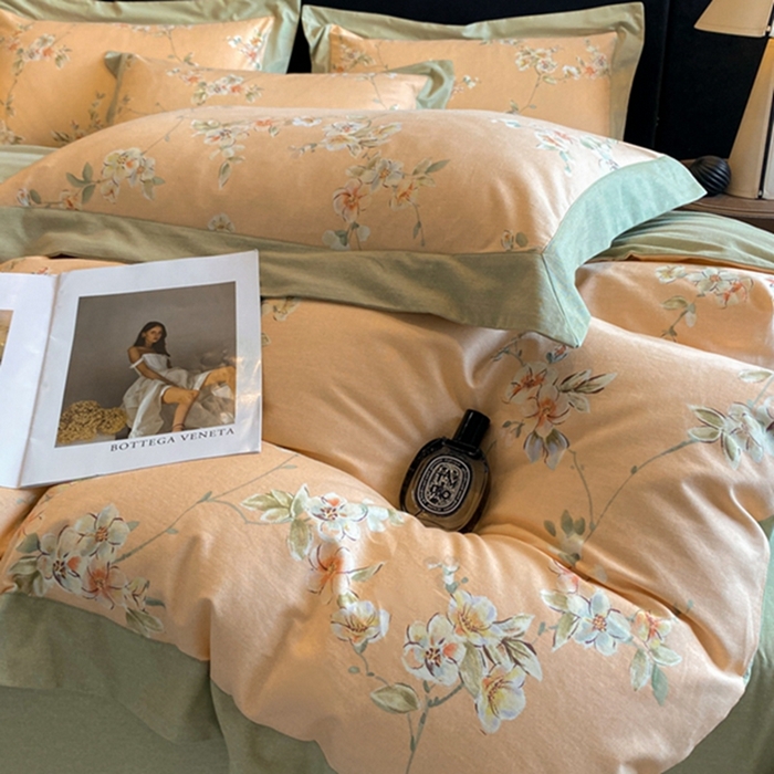 91家纺网 家纺一手货源 找家纺 慕晨 2024新款A类全棉贡缎磨毛数码印花高级宽边简奢款中高端四件套直播爆款 朵媞-桔