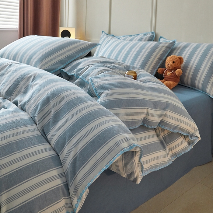 91家纺网 家纺一手货源 找家纺 吉象家纺 2024新款A类全棉色织水洗棉贝壳边三角针四件套    青春浅蓝