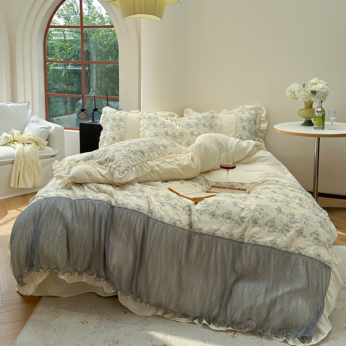 91家纺网 家纺一手货源 找家纺 轻奢坊 2024新款水洗棉剪花四件套-风格二 古韵蝶纱