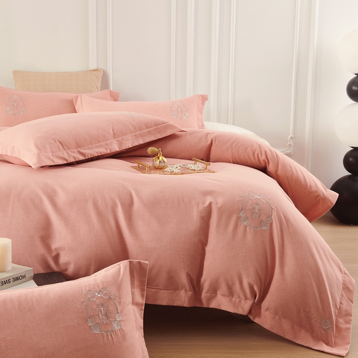 91家纺网 家纺一手货源 找家纺 U品汇 2024新品生态加厚长绒棉纯棉绣花40S全棉磨毛刺绣四件套宽边款 梵诗迪 -豆沙