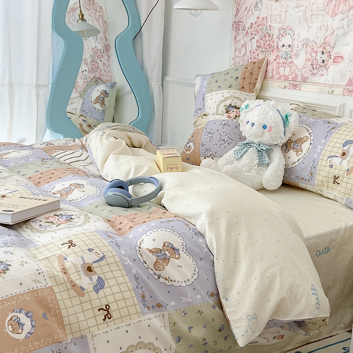 91家纺网 家纺一手货源 找家纺 昔可家纺 2024新款13070全棉四件套系列第二批 木马莉丝熊