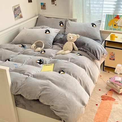 91家纺网 家纺一手货源 找家纺 （总）2024新款牛奶绒毛巾绣花四件套宝宝绒婴儿绒秋冬加厚法莱绒法兰绒珊瑚绒水晶绒三件套