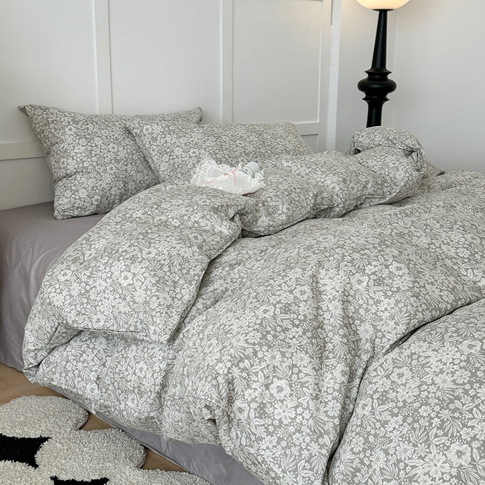 91家纺网 家纺一手货源 找家纺 昔可家纺 2024新款13372全棉亲肤四件套-小花系列 社桑花园