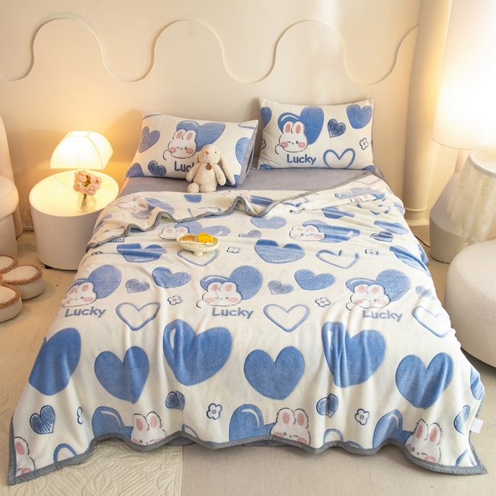 91家纺网 家纺一手货源 找家纺 慕梵家居 2024新款雪花绒多功能包边毛毯 爱心兔