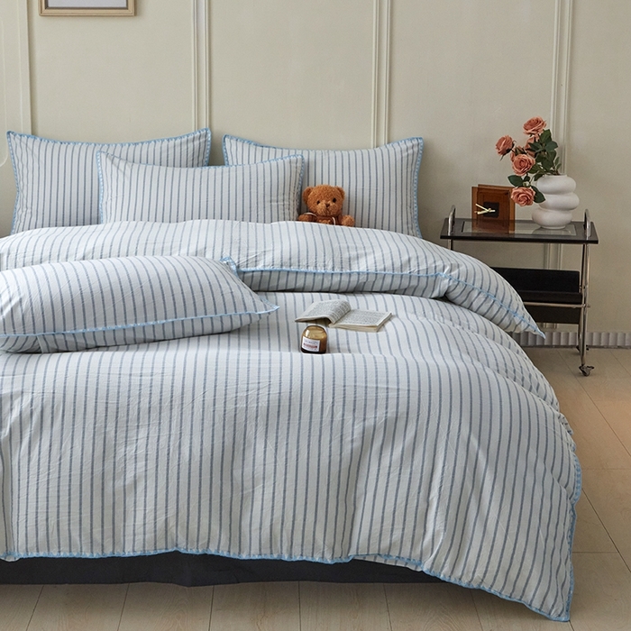 91家纺网 家纺一手货源 找家纺 吉象家纺 2024新款A类全棉色织水洗棉贝壳边三角针四件套    时光浅蓝