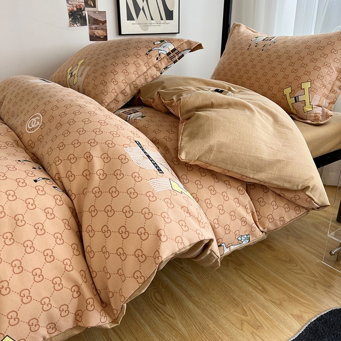 91家纺网 家纺一手货源 找家纺 慕木 2025新款A类印花阳光暖绒棉高克重170克学生宿舍床三件套被芯床垫枕芯上下铺六件套 爱马仕-咖