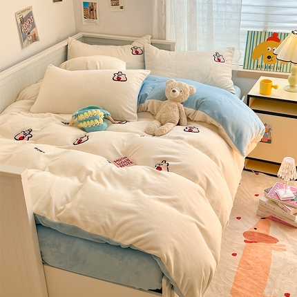 2024新款牛奶绒毛巾绣花四件套宝宝绒婴儿绒秋冬加厚法莱绒法兰绒珊瑚绒水晶绒三件套 wow熊