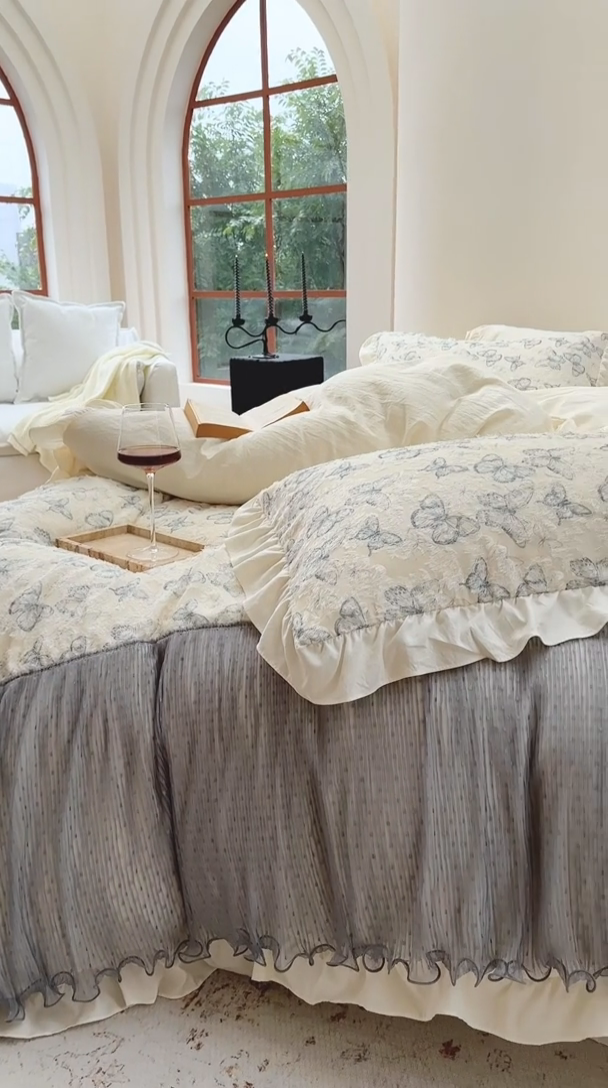 91家纺网 家纺一手货源 找家纺 轻奢坊 2024新款水洗棉剪花四件套-风格二 古韵蝶纱