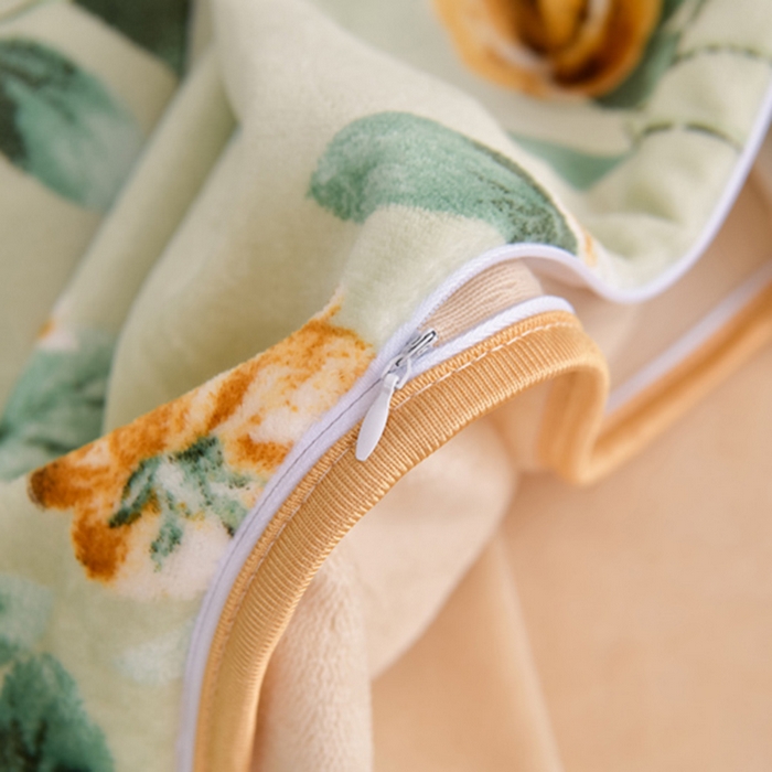 91家纺网 家纺一手货源 找家纺 芯诗曼2025新款8.5斤直播热款高克重牛奶绒法莱绒水晶金貂法莱绒四件套锦上添花