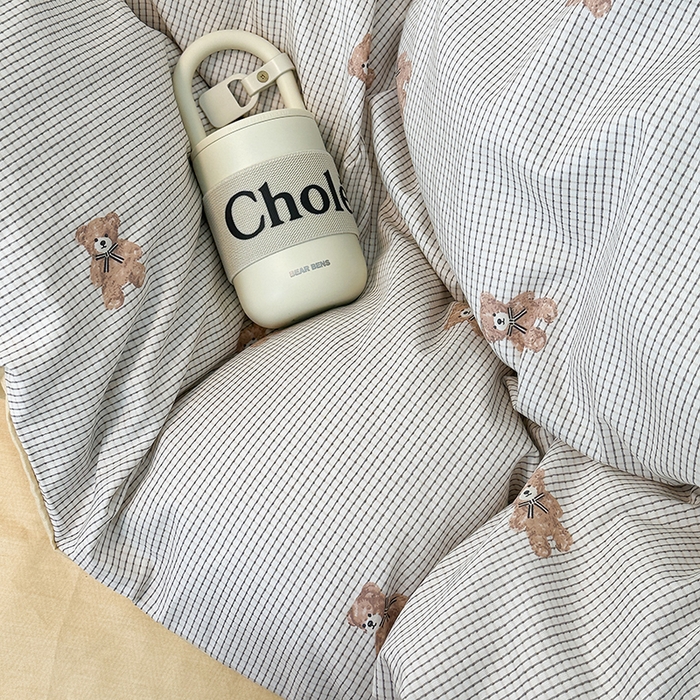 91家纺网 家纺一手货源 找家纺 昔可家纺 2024新款13372全棉亲肤四件套-卡通系列 复古小棕熊