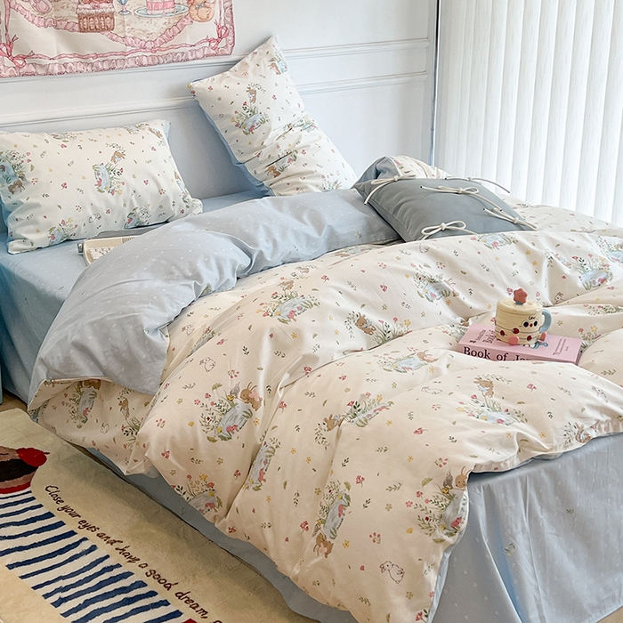 91家纺网 家纺一手货源 找家纺 昔可家纺 2024新款13372全棉亲肤四件套-小清新系列 兔兔的游园会