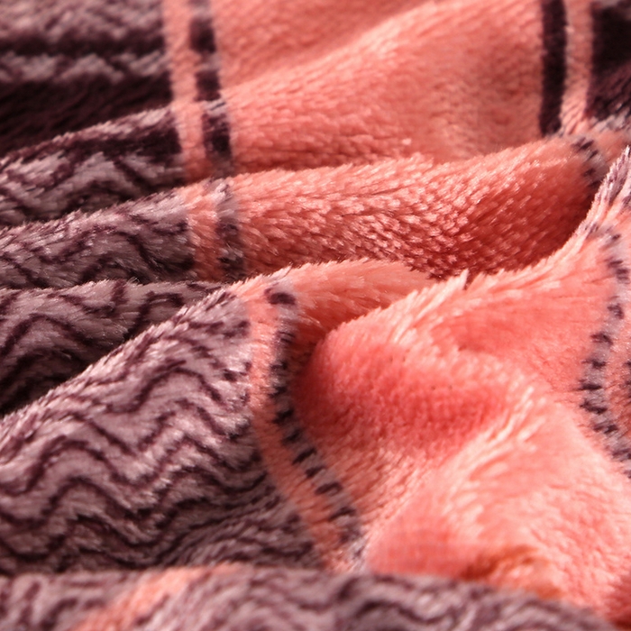 91家纺网 家纺一手货源 找家纺 爱洛 2024新款日产过万爆款印花牛奶绒四件套 雅韵