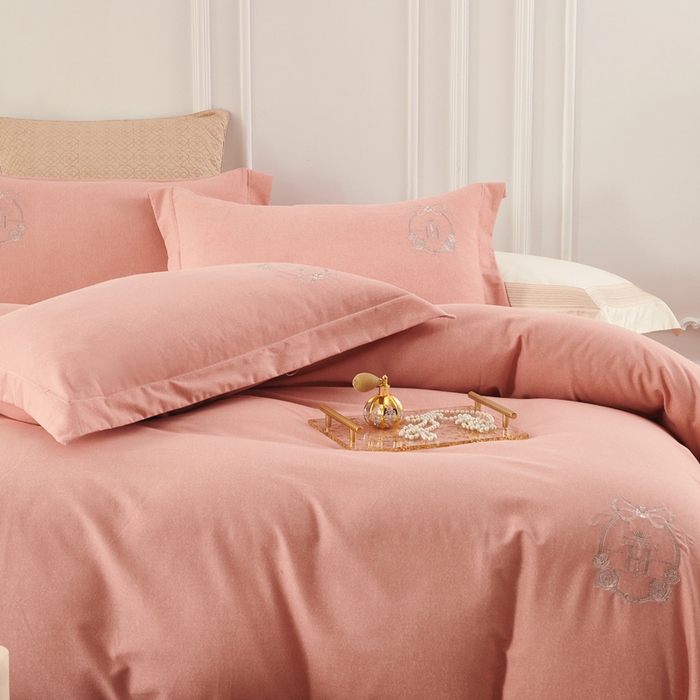 91家纺网 家纺一手货源 找家纺 U品汇 2024新品生态加厚长绒棉纯棉绣花40S全棉磨毛刺绣四件套宽边款 梵诗迪 -豆沙