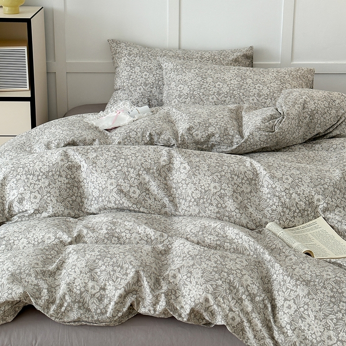 91家纺网 家纺一手货源 找家纺 昔可家纺 2024新款13372全棉亲肤四件套-小花系列 社桑花园