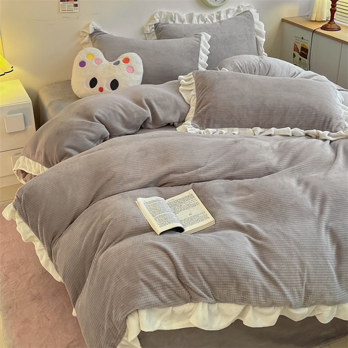 91家纺网 家纺一手货源 找家纺 星座家纺 2025新款华夫格花边款牛奶绒四件套 华夫格-火山灰