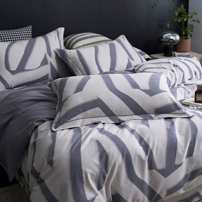 91家纺网 家纺一手货源 找家纺 XIWEN-希文家纺 2024新款全棉印花陶瓷磨毛四件套-第二批 魅影-灰