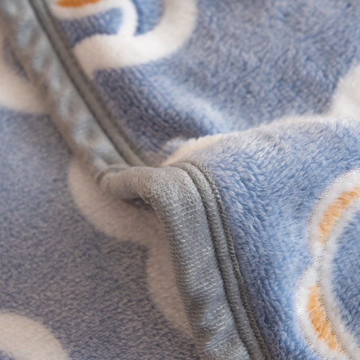 91家纺网 家纺一手货源 找家纺 慕梵家居 2024新款雪花绒多功能包边毛毯 恐龙蓝