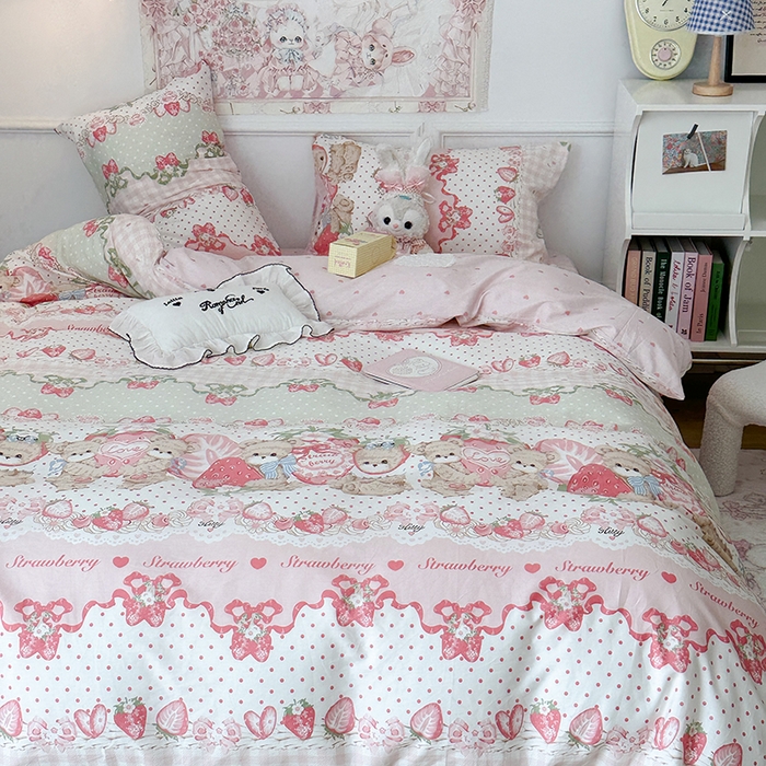 91家纺网 家纺一手货源 找家纺 昔可家纺 2024新款13070全棉四件套系列第二批 草莓洛丽塔熊