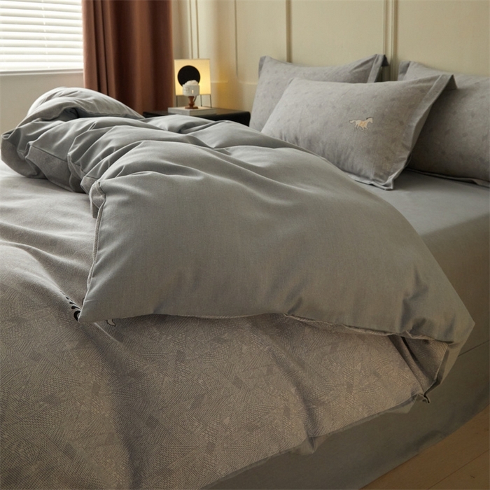 91家纺网 家纺一手货源 找家纺 启程家纺 2024全棉生态磨毛印花四件套 梅西-灰