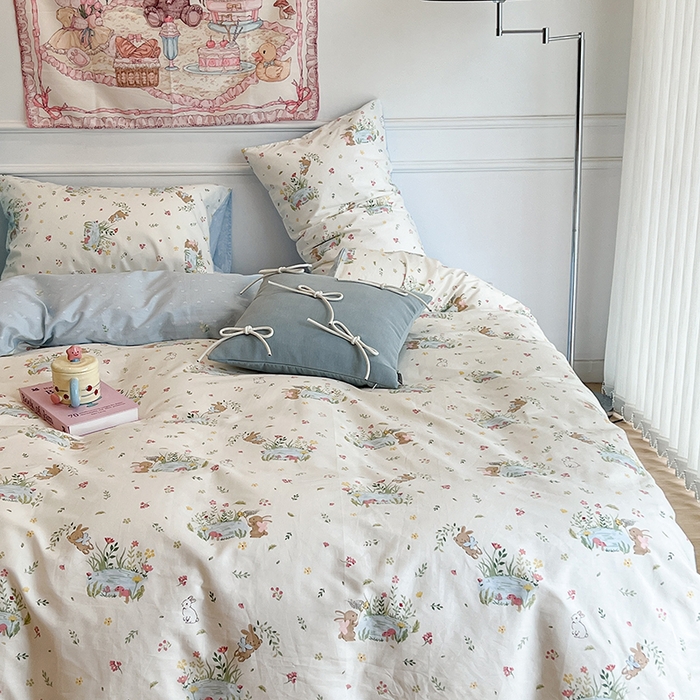 91家纺网 家纺一手货源 找家纺 昔可家纺 2024新款13372全棉亲肤四件套-小清新系列 兔兔的游园会