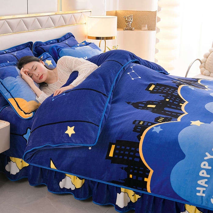 91家纺网 家纺一手货源 找家纺 芯诗曼2025新款8.5斤直播热款高克重牛奶绒法莱绒水晶金貂法莱绒四件套鹿鹿有你