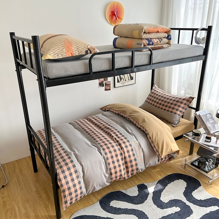 91家纺网 家纺一手货源 找家纺 慕木 2025新款A类印花阳光暖绒棉高克重170克学生宿舍床三件套被芯床垫枕芯上下铺六件套 拿铁时间-咖