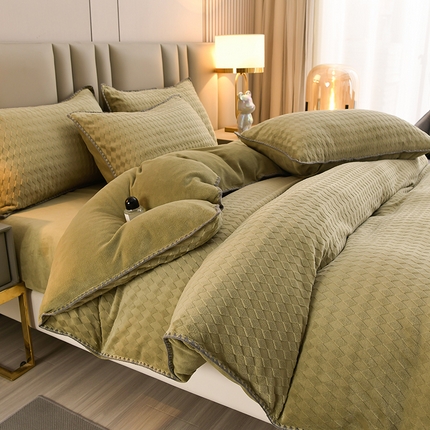 菡宝 2024新款贝壳边雕花绒四件套 菱形格-军绿