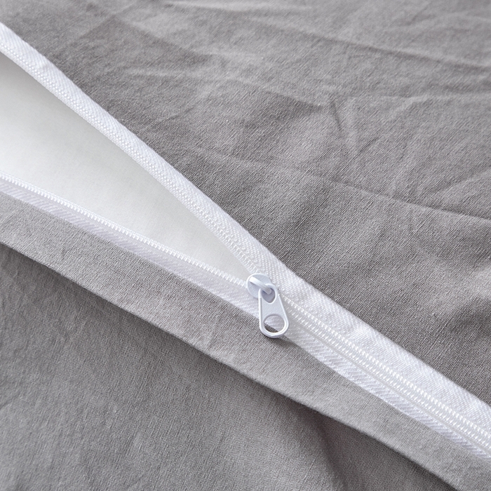 91家纺网 家纺一手货源 找家纺 吉象家纺 2024新款A类全棉色织水洗棉贝壳边三角针四件套    秘境浅灰