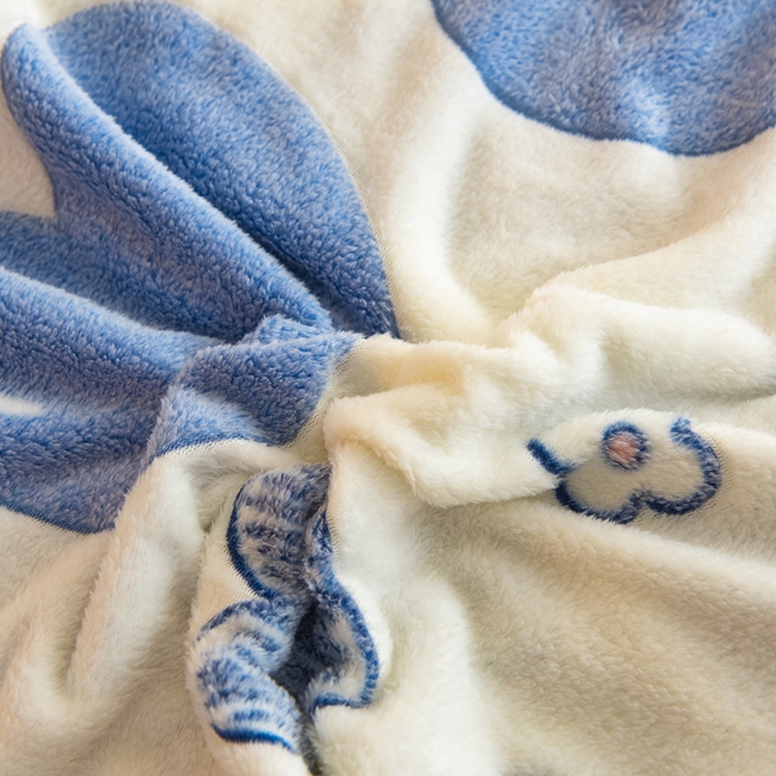 91家纺网 家纺一手货源 找家纺 慕梵家居 2024新款雪花绒多功能包边毛毯 爱心兔